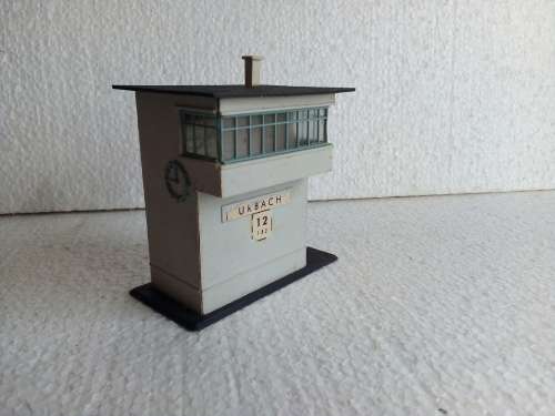 HO SIGNAL HOUSE