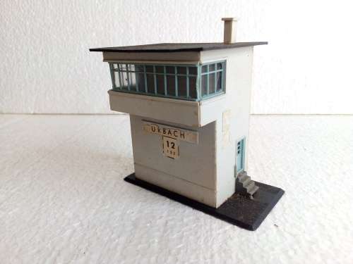 HO SIGNAL HOUSE