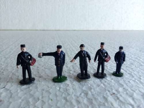 HO METAL RAILWAY MEN