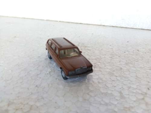 HO SCALE WIKING MERCEDES 250T PANEL VAN