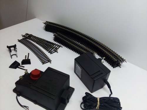 HO/OO SCALE HORNBY SMOKEY JOE 040 DC STARTER SET