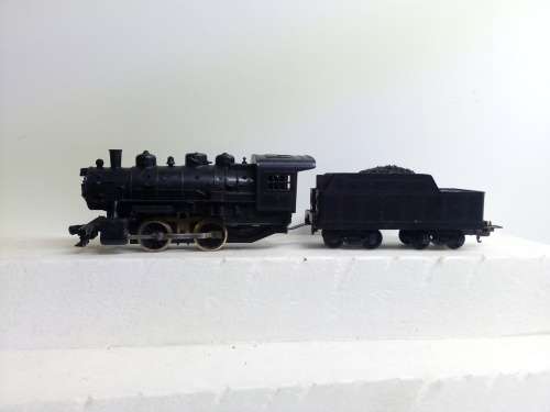 LIMA 040 STEAM LOCOMOTIVE
