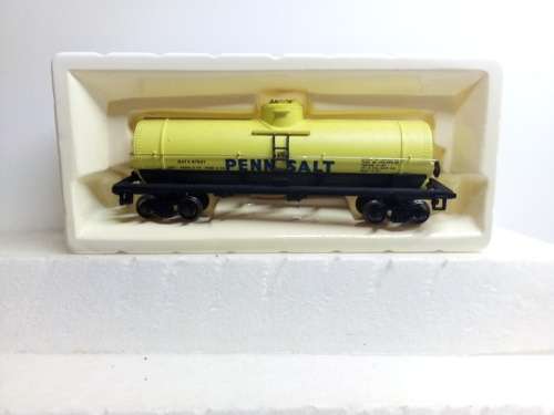 HO/OO SCALE BACHMANN SILVER SERIES WAGON