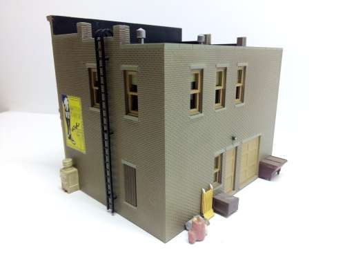 HO SCALE WALTHERS CENTRAL STORE