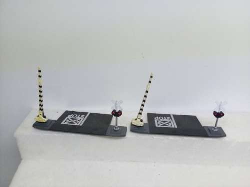 HO/OO LEVEL CROSSING GATES