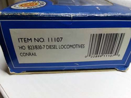 HO/OO SCALE BACHMANN B23/B30-7 CONRAIL DIESEL