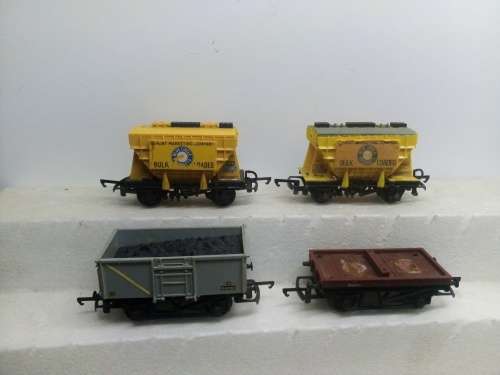 HO/OO SCALE JOBLOT WAGONS