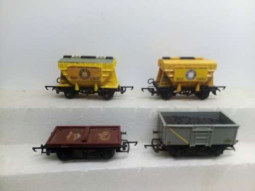 HO/OO SCALE JOBLOT WAGONS
