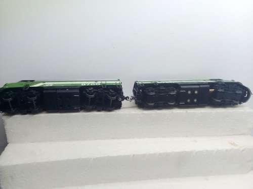 HO/OO SCALE ATHEARN F7A +B LOCOMOTIVES