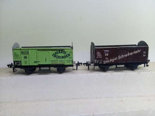 HO/OO SCALE FLEISCHMANN WAGONS X 2