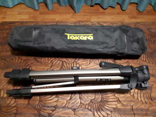 Takara tri-pod and bag