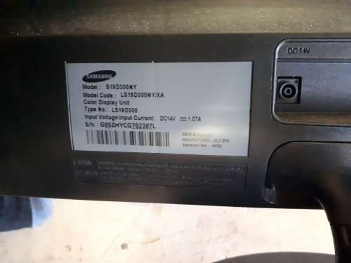 Samsung 19inch LED screen