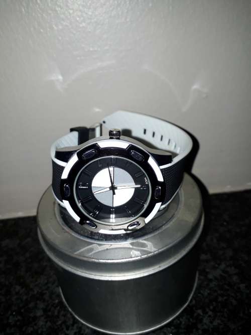 Black and white watch - Brand new