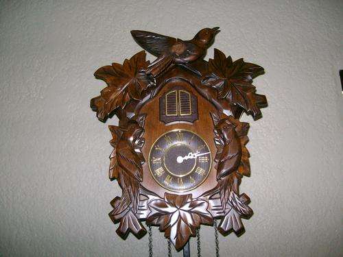 CUCKOO CLOCK LIKE NEW