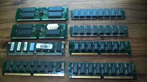 Various 72pin SIMM Memory Modules