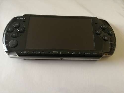PSP-3004 + 8GIG MEMORY CARD + 11 GAMES & MORE