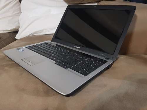SUPER LAPTOP DEAL! SAMSUNG RV510