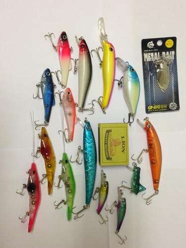 Set of 15 Brand New Fishing Lures - Fresh or Salt Water