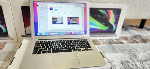 2017 Apple MacBook Air 13 inch 2017 Core i5 8GB RAM 128GB SSD Storage Excellent condition with Box