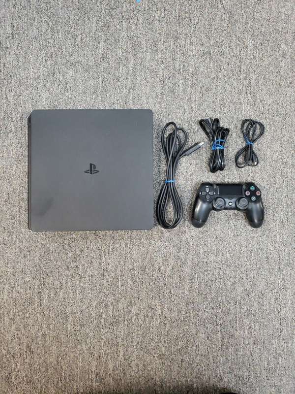 Playstation 4 500GB Slim Console (PS4)