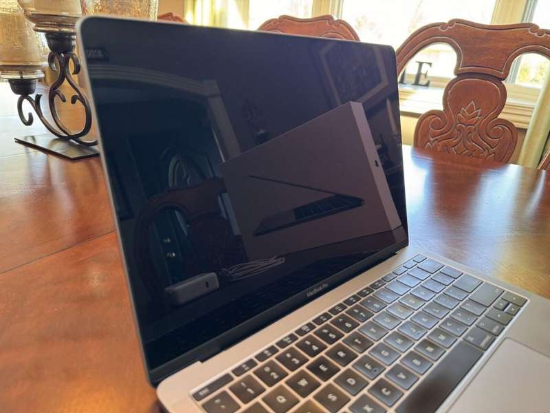 Apple MacBook Pro 13" (2017) - 128GB SSD, Intel Core i5, 8GB RAM