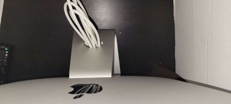 Apple iMac A1311 21.5 inch Desktop - iMac 11,2 Dual Core i3 3.06 GHz 12gb RAM 1TB Storage
