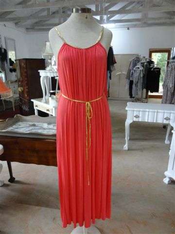 **STUNNING GRECIAN STYLE DRESSES**
