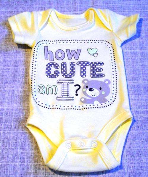 Baby Grow -Body vest-How cute am I  -(New born)-baby clothes