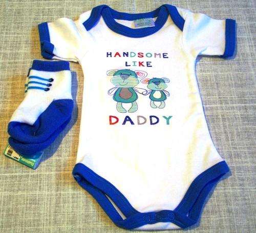 Baby body vest and baby socks (New born)