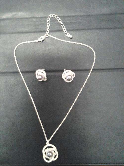 Necklace and earrings