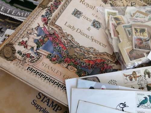 ***BUNDLE*** Royal Wedding Album + Printed Pages - Never Used and Various Other Items