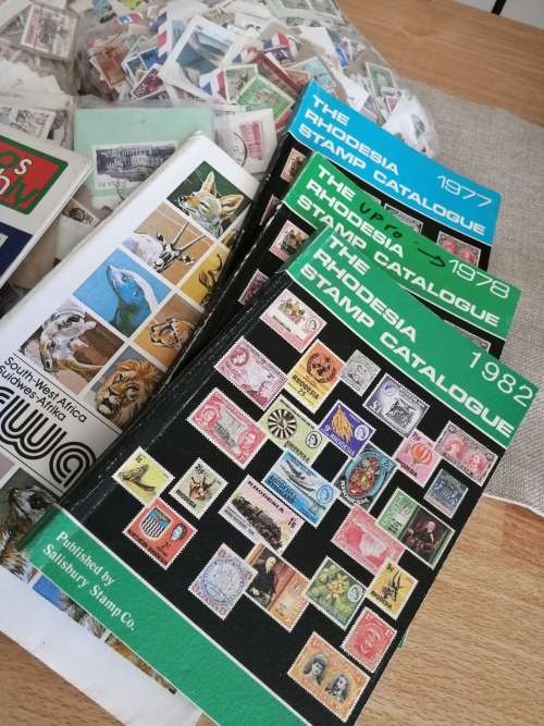 REDUCED!!!   ***BUNDLE*** Setempe Mags - Catalogues - Albums - Stamps