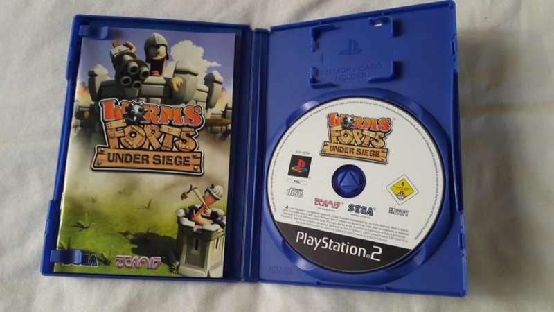 Worms Forts Under Siege (PS2)
