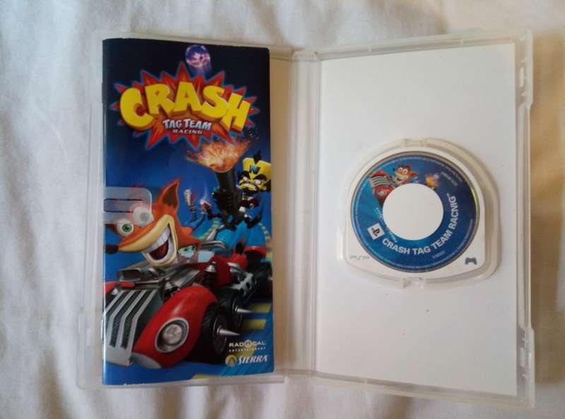 Crash Tag Team Racing (PSP)