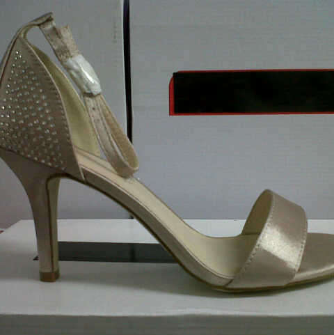 ***TRUWORTHS SANDLE***.......stunning....size  7,8
