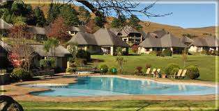 December @Fairways Golf resort Drakensberg for 4  4-11 Dec incl 4 spa treatment Value R 21000