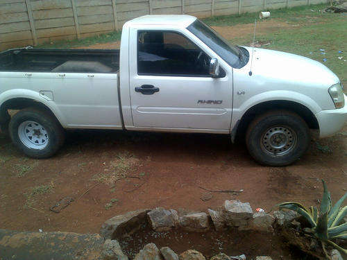 2011 CAM Rhino 2.8  Turbo Diesel LWB work horse of bakkies perfect for start up business Value R 90K