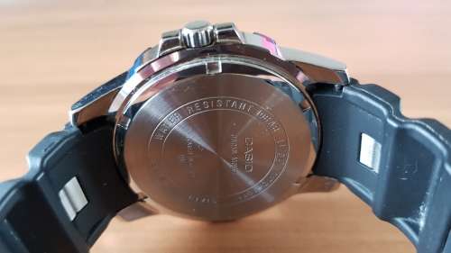 CASIO S/S CASE- EXCELLENT CONDITION!