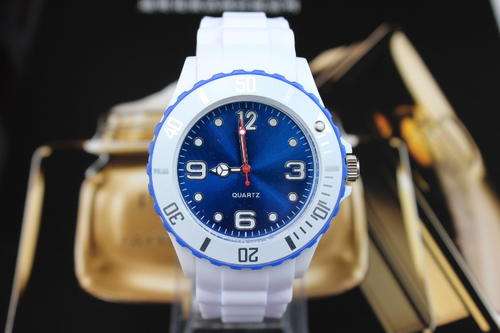 Ice style Silicone Watch with Blue Lip