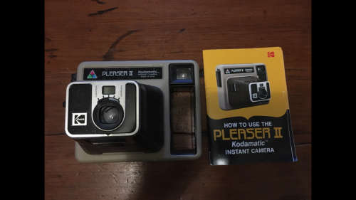 Pleaser II Kodamatic Instant Camera - Kodak