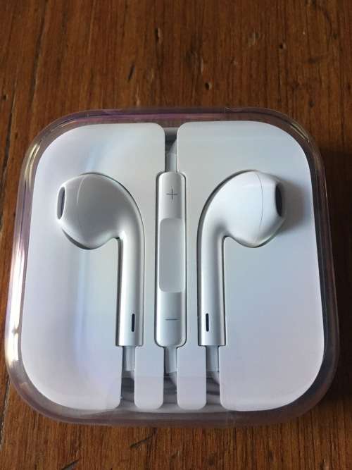 Iphone 6 / 6S Earphones - Apple Product