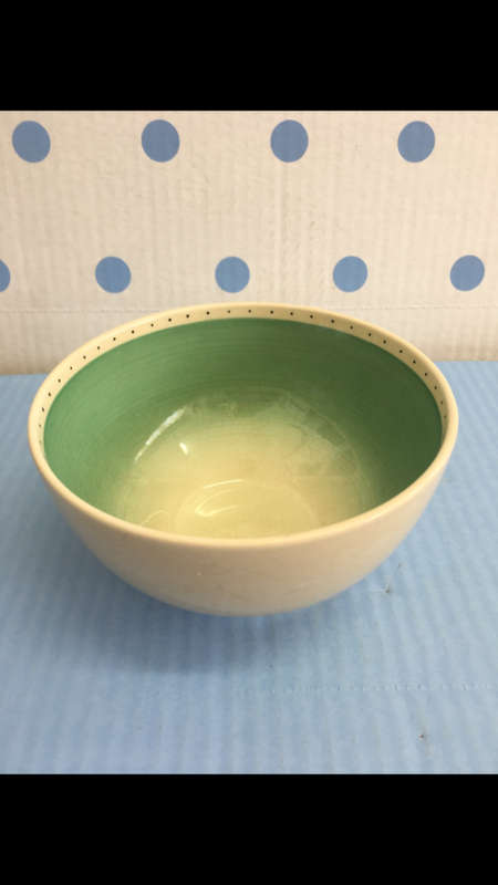 Beautiful Susie Cooper Sugar Dish  - Made in England