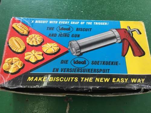 Ideal Biscuit and Icing Gun