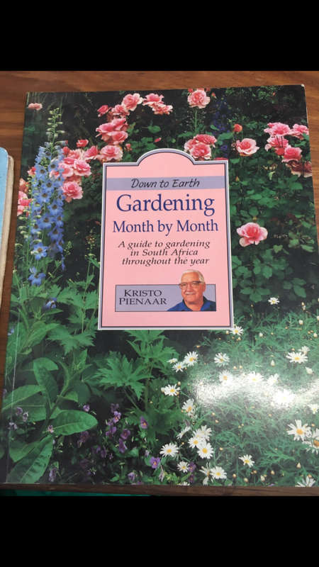 Gardening Month by Month - Kristo Pienaar
