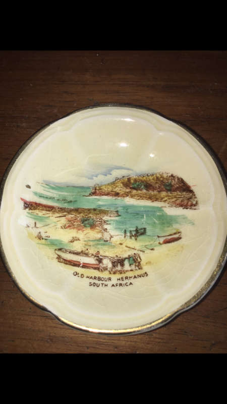Small Crown Devon Plate - Old Harbour Hermanus - Diameter 8cm