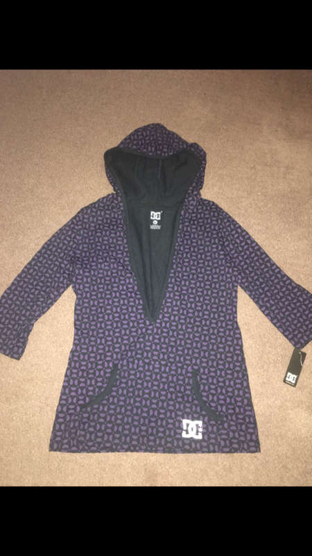 Ladies DC Hooded top - Size L