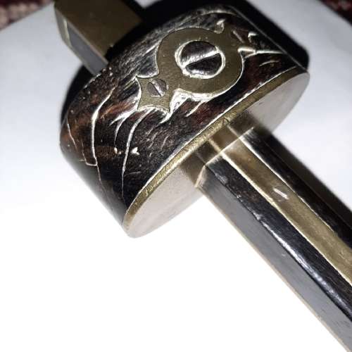 Vintage Marking Gauge with brass inlays - See pictures and description