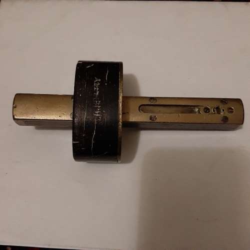 Vintage Marking Gauge with brass inlays - See pictures and description