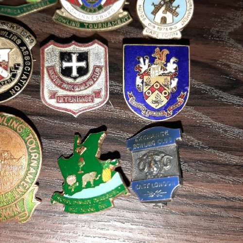 12 x Vintage Bowling Badges - See pictures