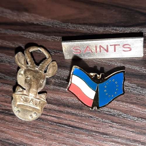 3 x Badges / Pins - See pictures